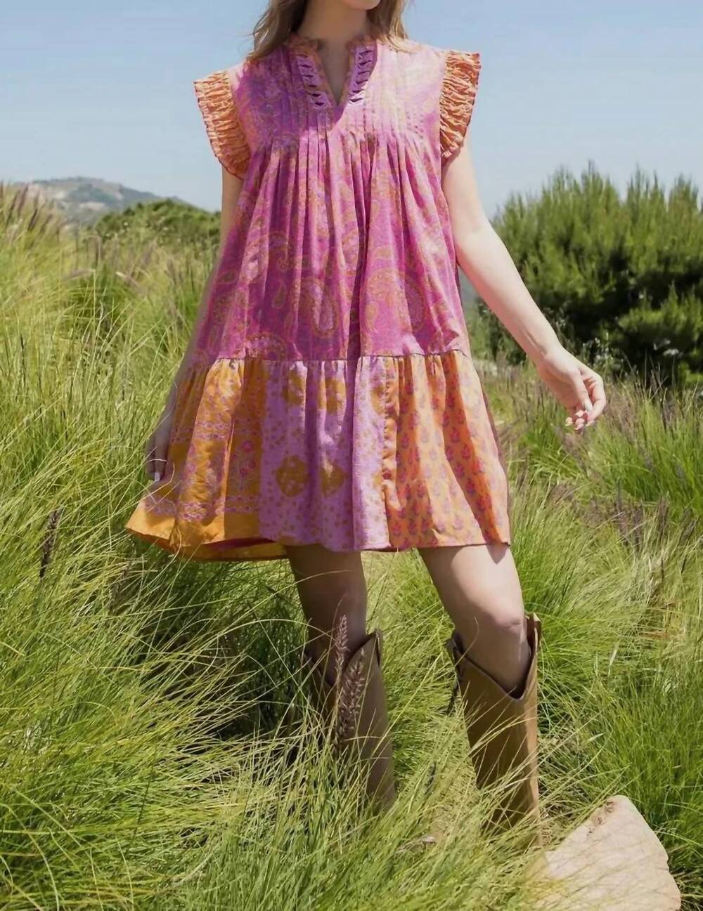 NEW THML women's sleeveless print dress in multi